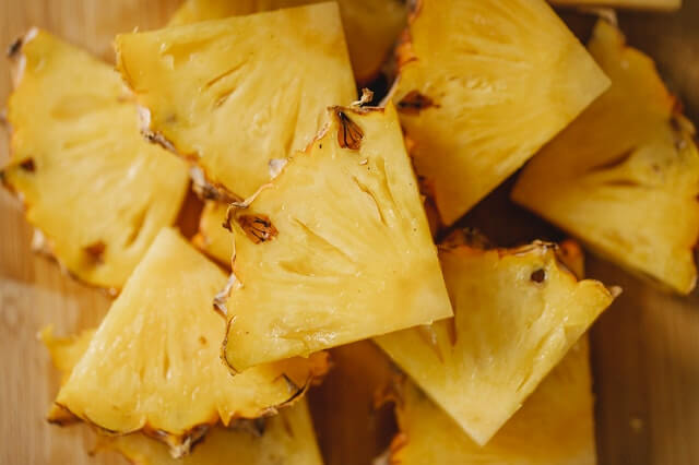 pineapple slices for manganese benefits